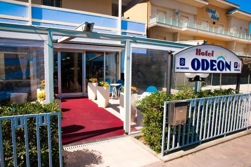 Hotel Odeon Cervia Luaran gambar