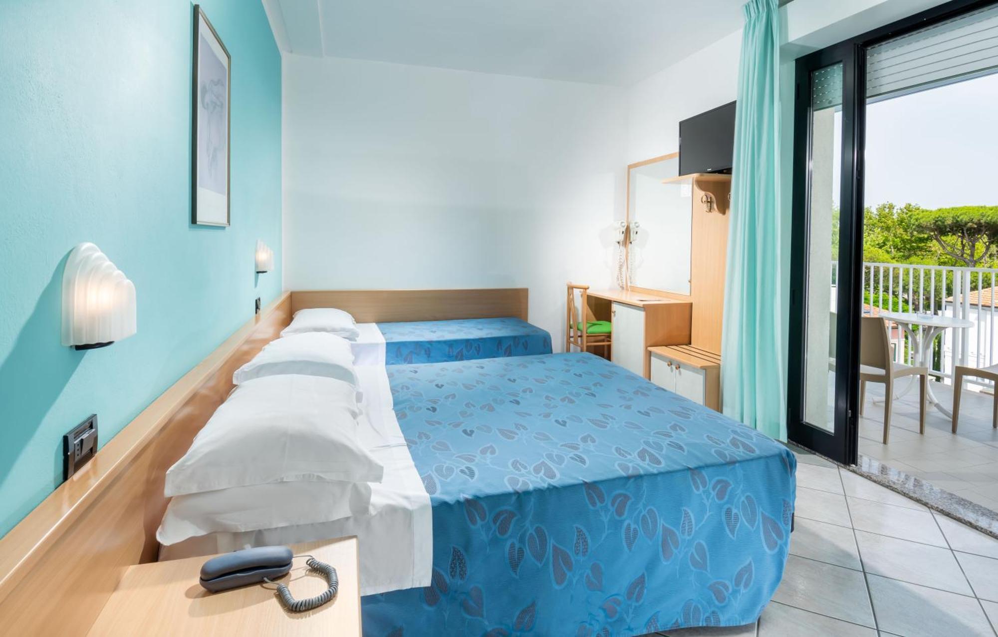 Hotel Odeon Cervia Luaran gambar